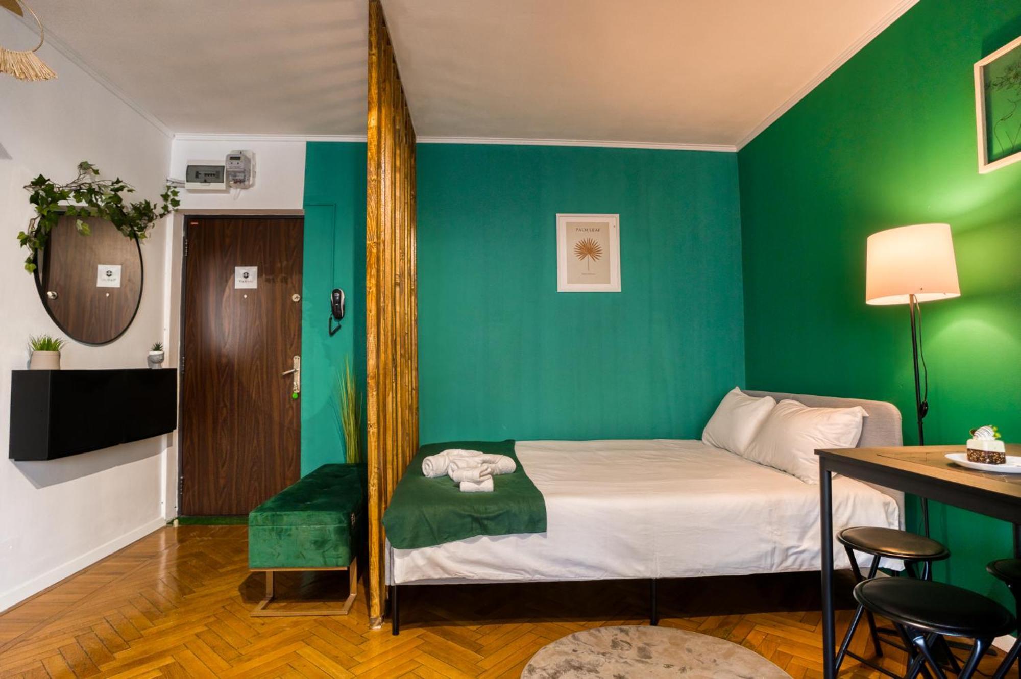 Hacienda Royal Palace - Central Designer Apartment บูคาเรสต์ ภายนอก รูปภาพ
