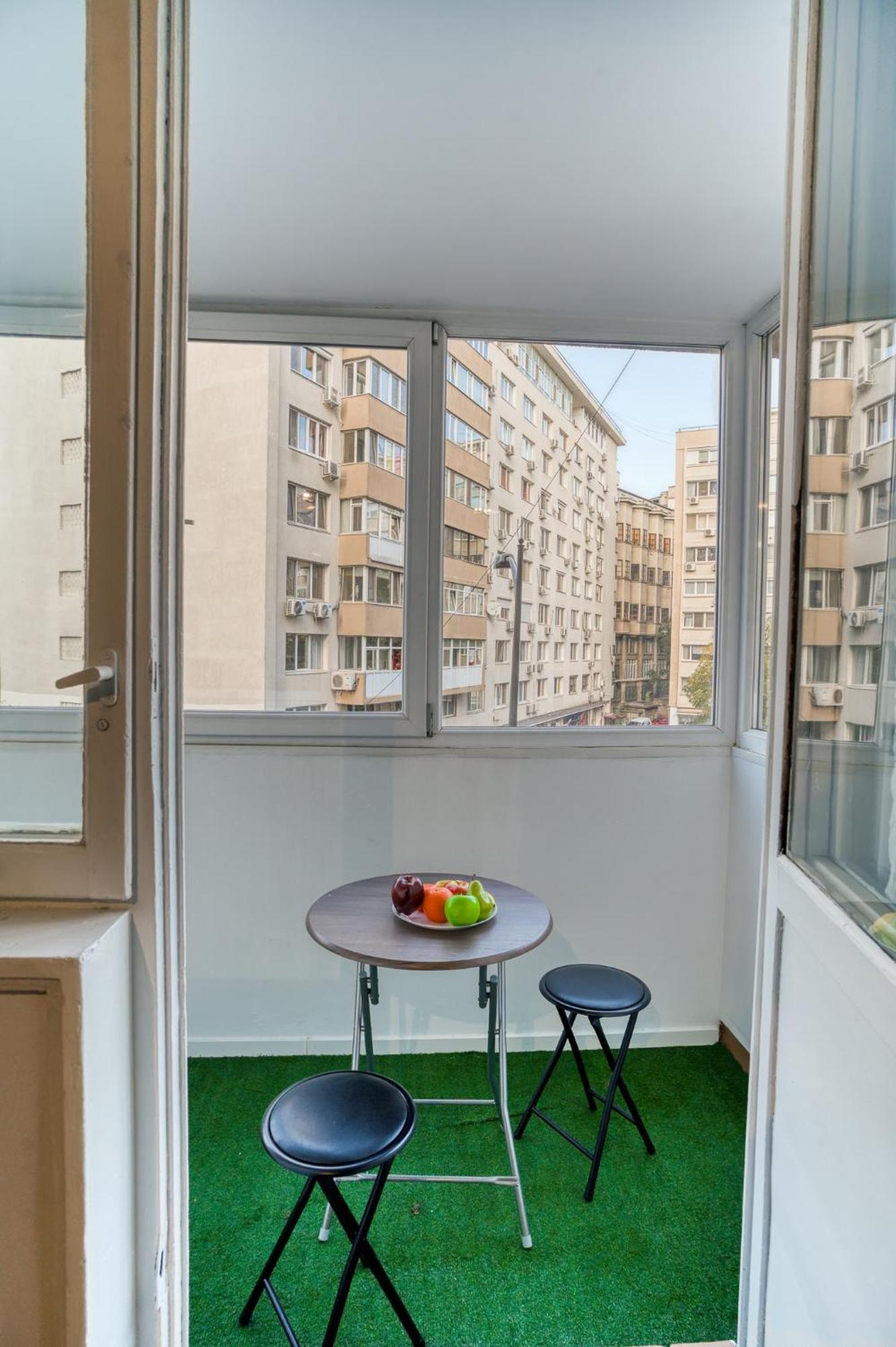 Hacienda Royal Palace - Central Designer Apartment บูคาเรสต์ ภายนอก รูปภาพ